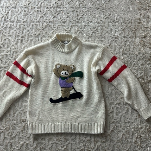 Nuggets Sweaters - Vintage 1980’s varsity Sweater with Bear Design size medium. Very soft !